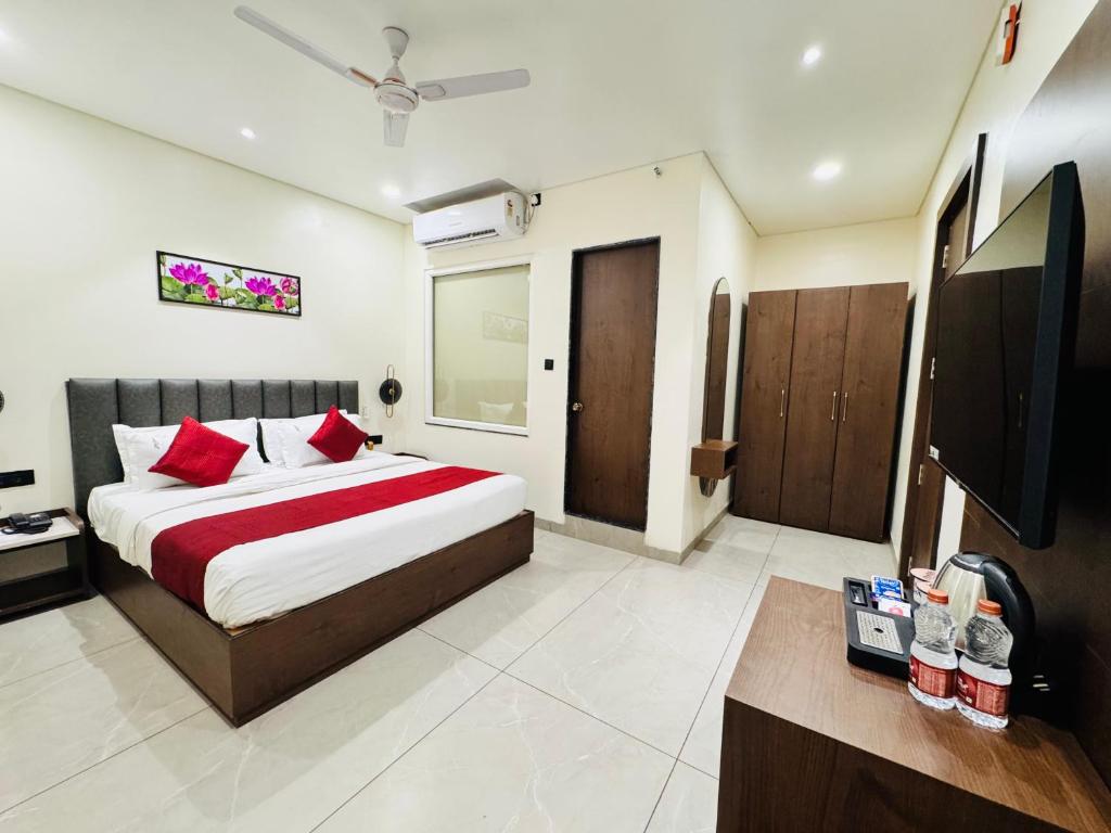 Delux Room hotel in ujjain 